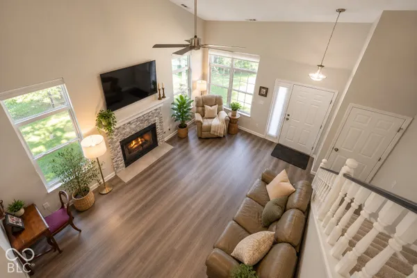 7591 SYCAMORE GRV