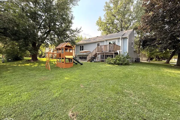 9102 FIRESIDE DR