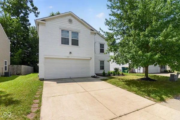 1191 N ABERDEEN DR