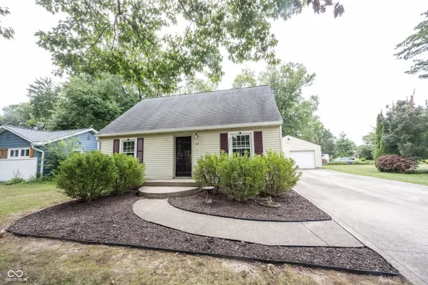 715 HOMEWOOD DR