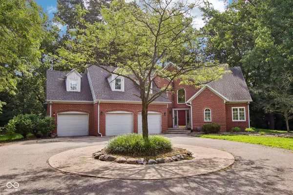 8819 SHETLAND LN
