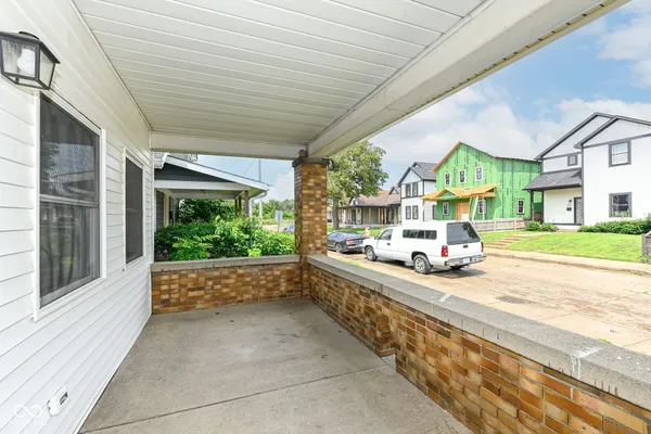 243 IOWA ST