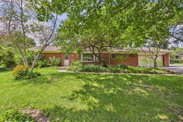 10236 CENTRAL AVE