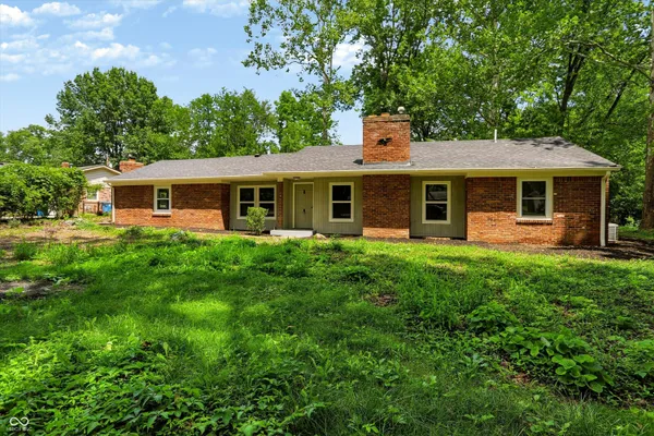 10465 WOODLAWN DR