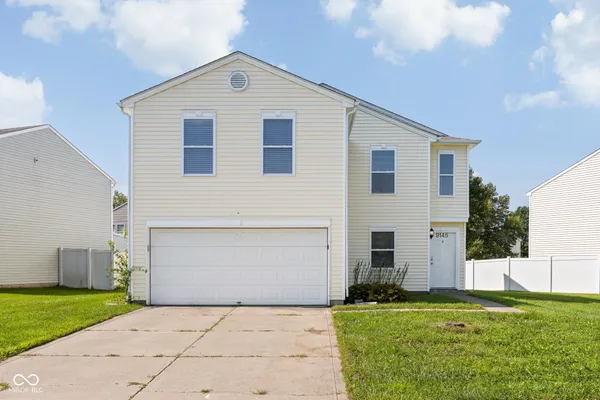 9145 CENTENARY LN