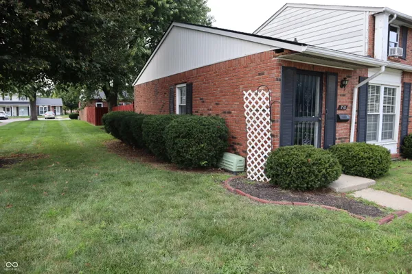 718 FERNDALE CT