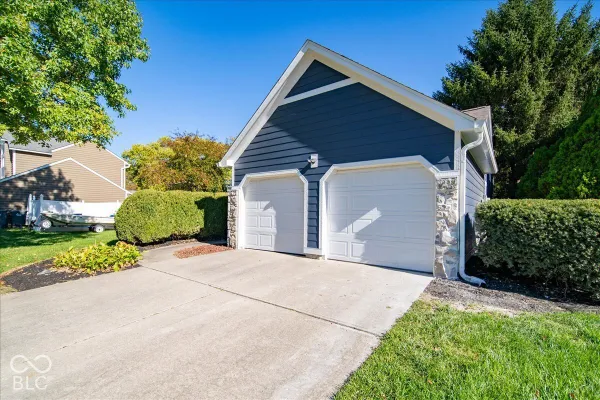 9119 HARDWOOD CT