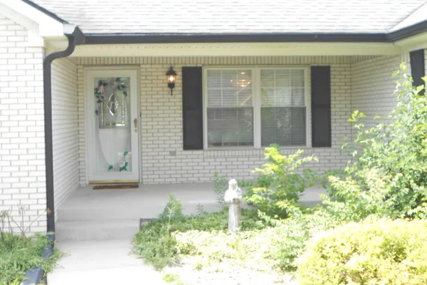 4140 S DANITA CT