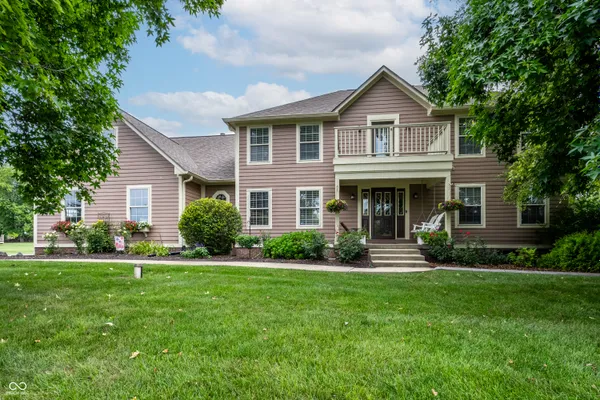 2584 E FAIRWAY VILLAGE DR