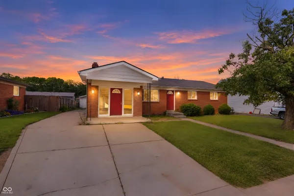 5532 LINDA LN