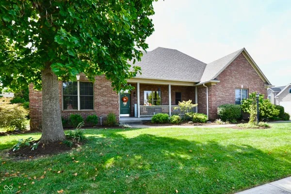 355 CONNECTICUT CIR