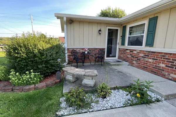 118 GRANBY DR