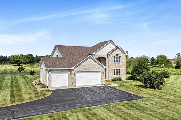 4674 E COUNTY RD