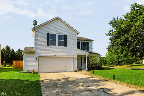 8647 BLOOMING GROVE DR