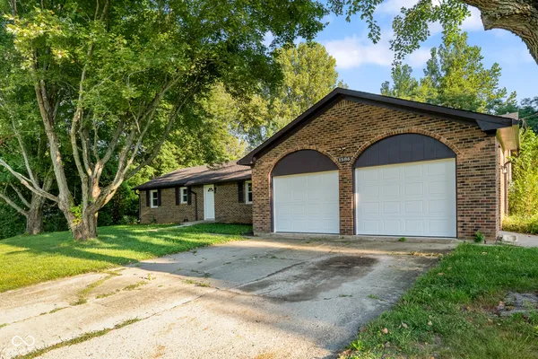 1586 E COUNTY RD