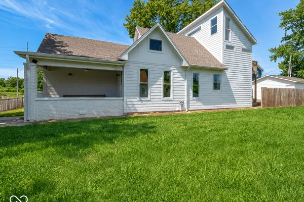 252 IOWA ST