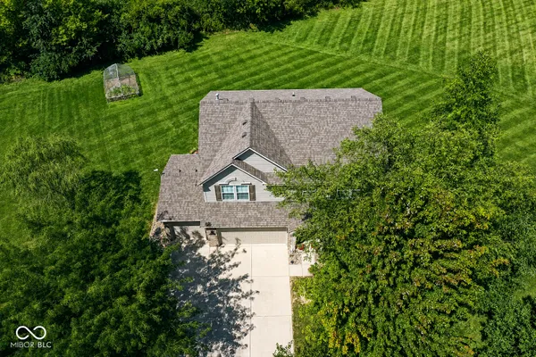 5722 W WOODSTOCK TRL