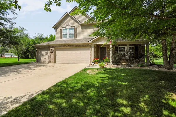 5722 W WOODSTOCK TRL
