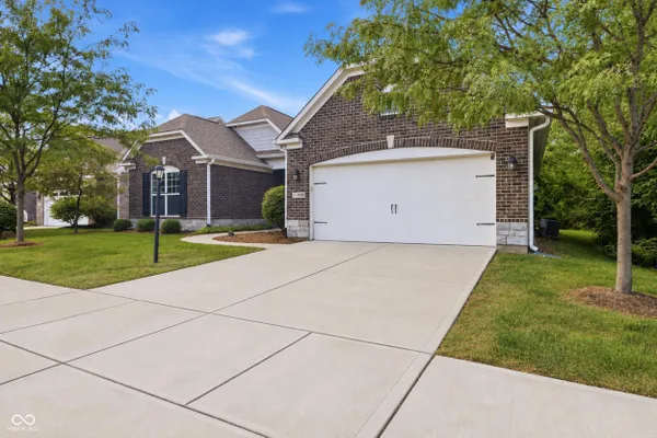 10106 SOLACE LN