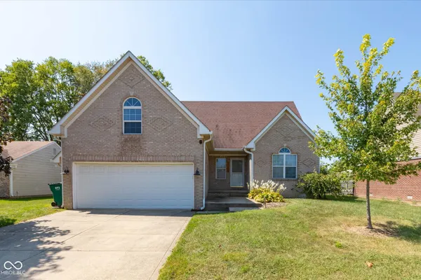 1200 MATTHEWS CT