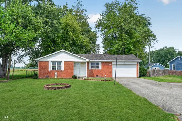 2656 E COUNTY RD