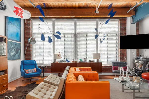 430 N PARK AVE 104
