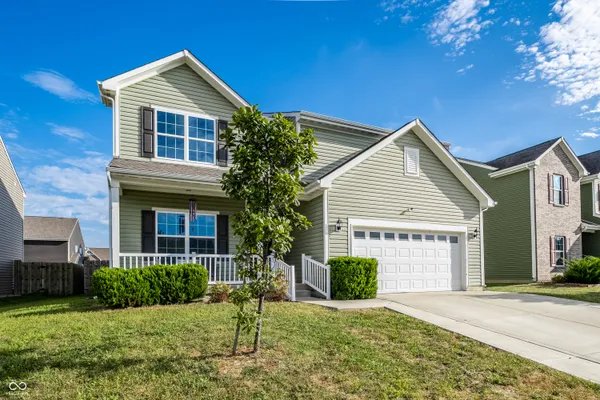 828 BLUE ASH TRL