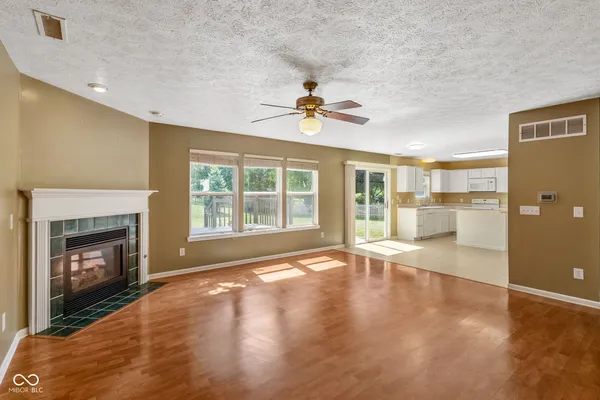 5455 RESTON DR