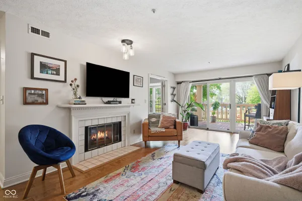 7601 NEWPORT BAY DR 112