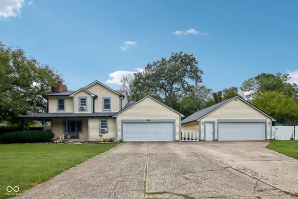 1152 DELRAY DR