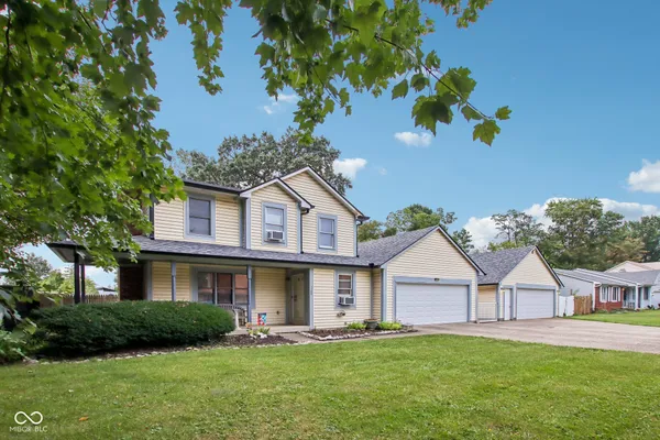 1152 DELRAY DR