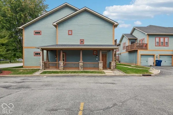 1623 N COLLEGE AVE 4