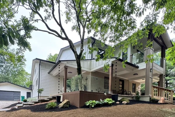7980-7984 ROYAL AVE