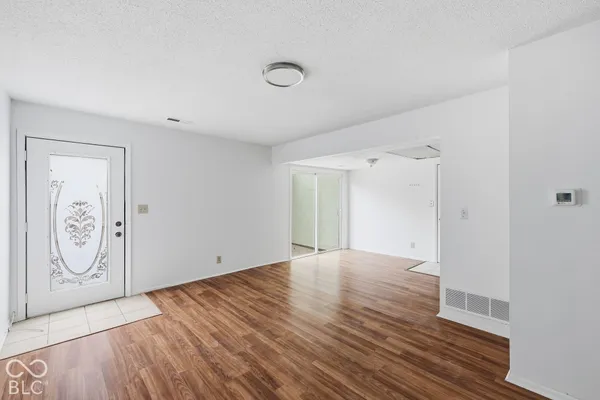 2813 DEL PRADO DR