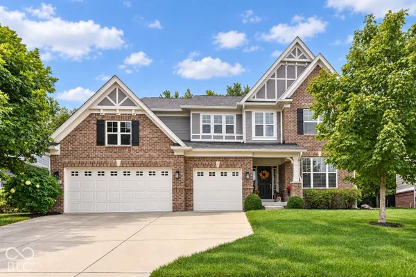 14860 W BLACK WOLF RUN DR