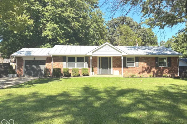 1404 ORCHARD PARK DR