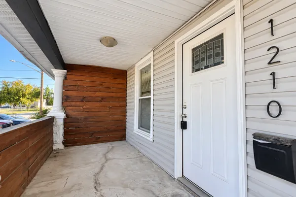 1210 S SENATE AVE