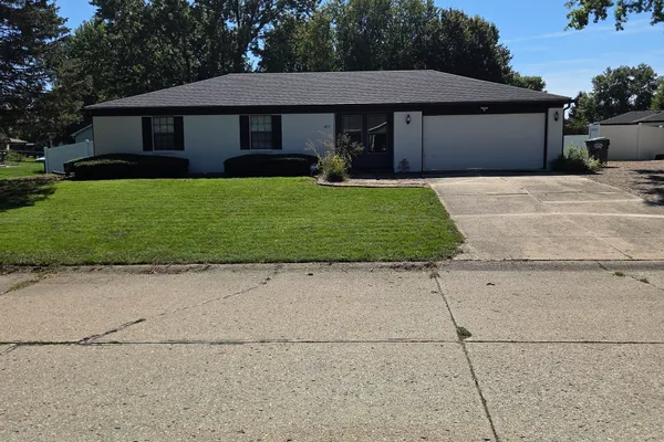 455 PLEASANTVIEW BLVD