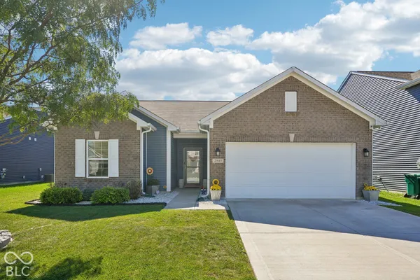 2945 W CALIMANCO LN