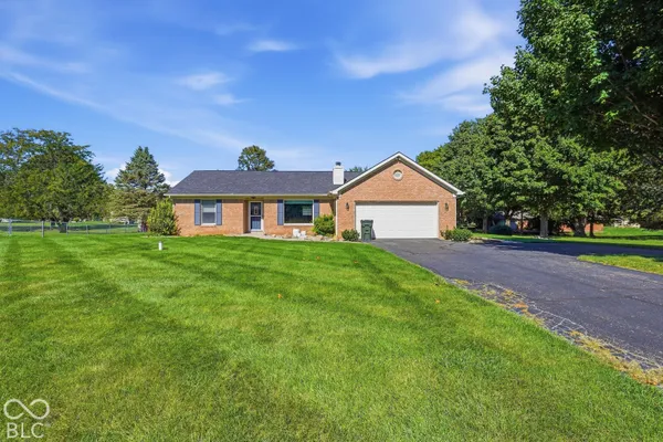 5235 SANDY CT
