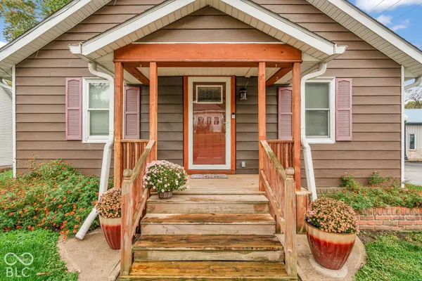 505 E MAIN ST