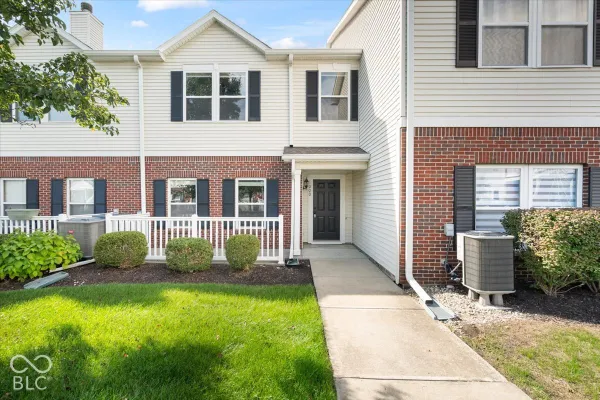 12175 BUBBLING BROOK DR 1000