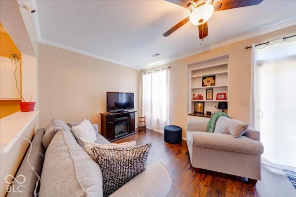 7114 GAVIN DR