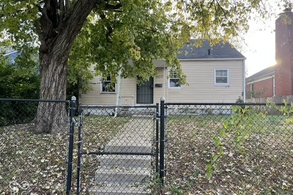 1907 SHARON AVE