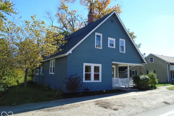11 N MAIN ST