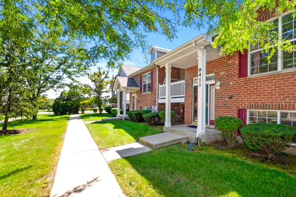 9411 ALBANY CT