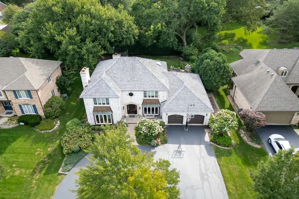 7537 RIDGEWOOD LN