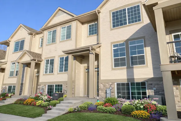 255 REGENCY CT D