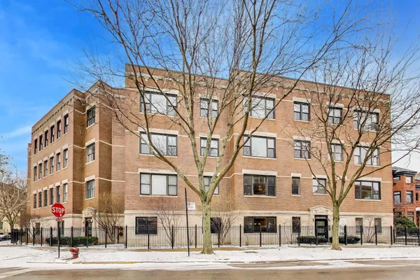 4149 N KENMORE AVE 2N