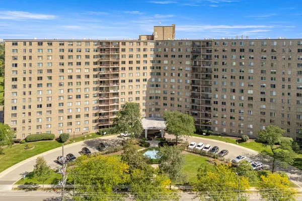 6833 N KEDZIE AVE A1511